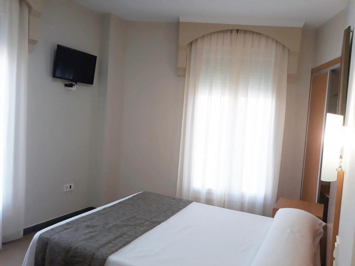 Hostal Montemayor Moguer Kültér fotó